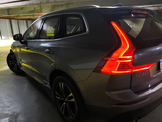 VOLVO XC60 2.0 T5 GASOLINA MOMENTUM AWD GEARTRONIC